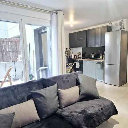 Apartment Aux Portes De Paris Aubervilliers